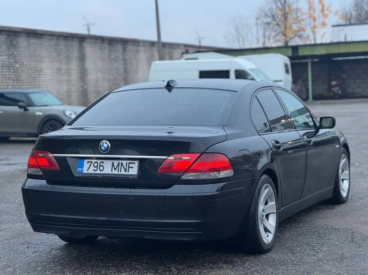 BMW 730