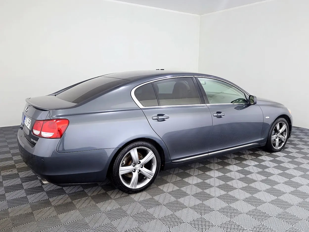 Lexus GS 300
