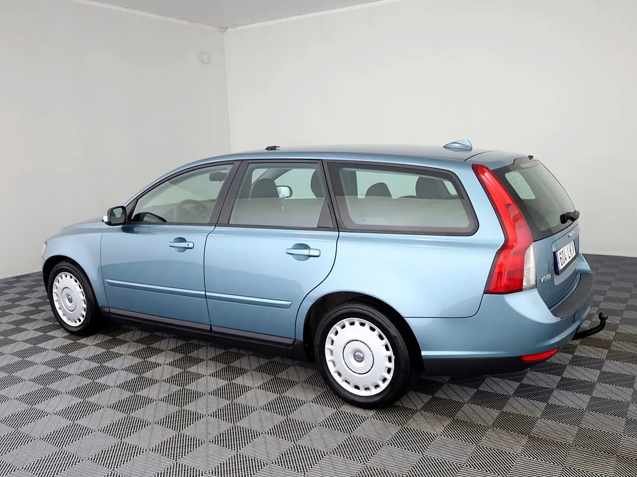 Volvo V50