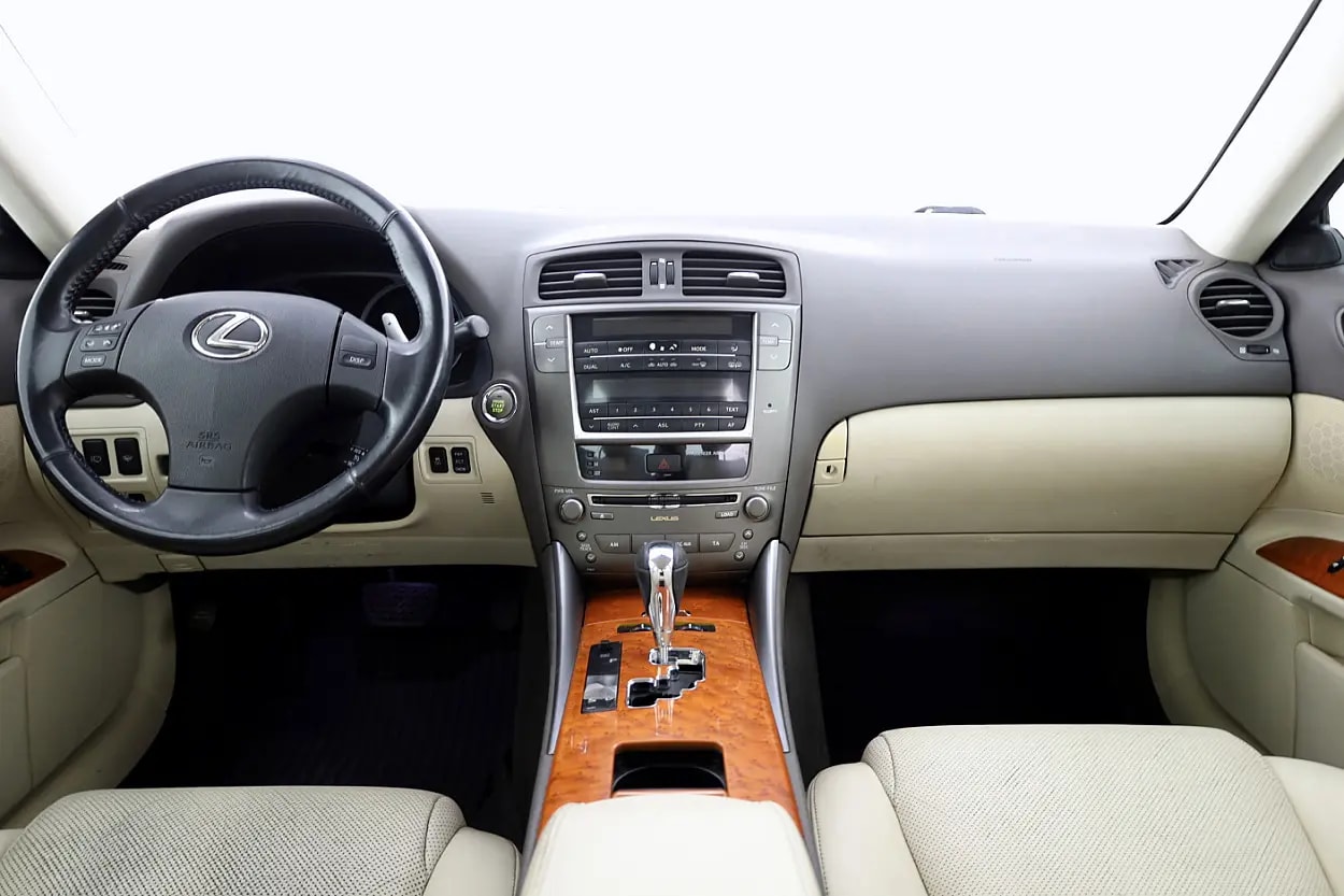 Lexus IS 250