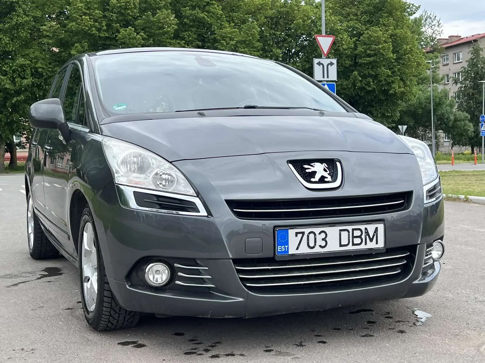 Peugeot 5008