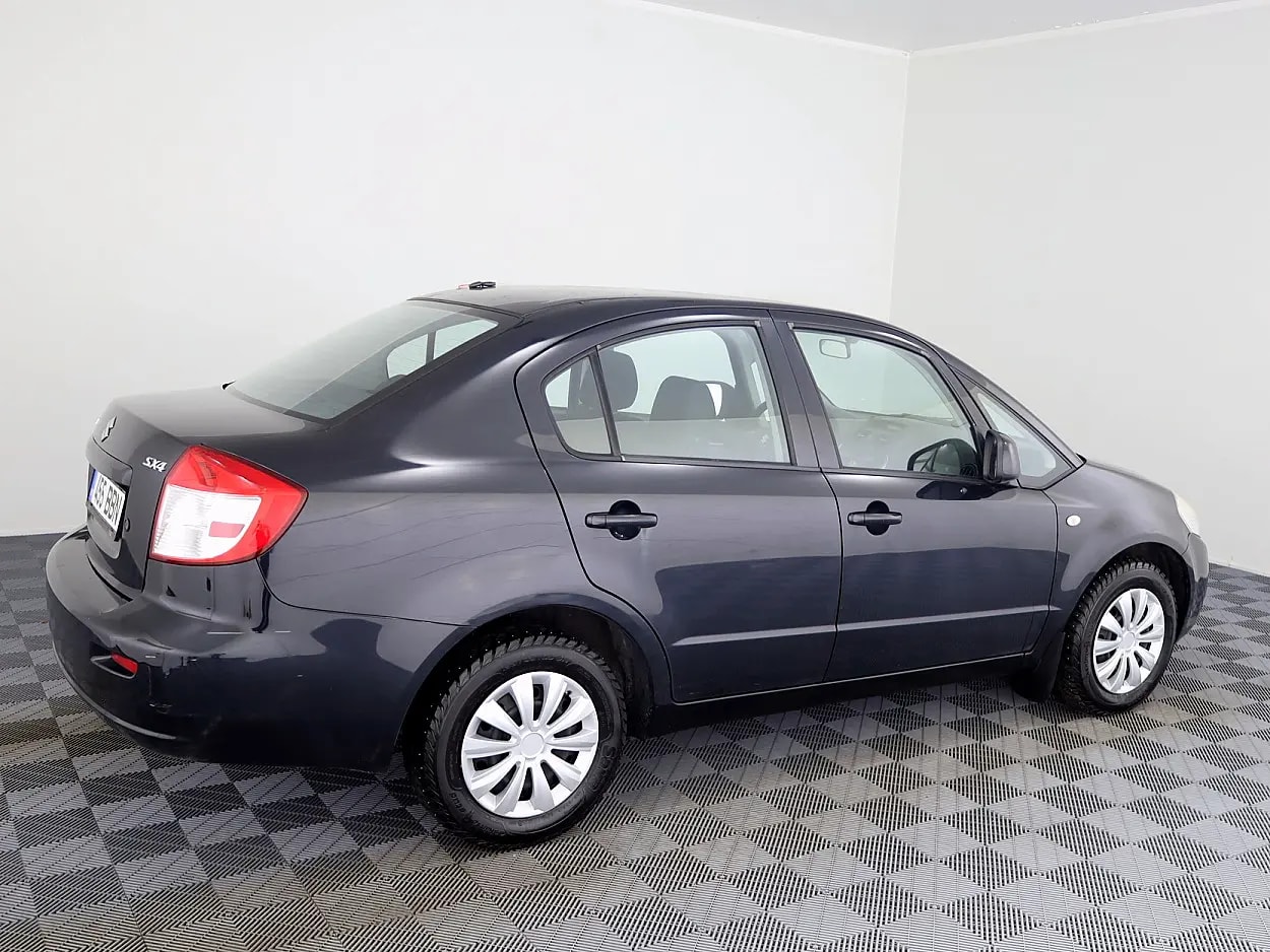Suzuki SX4