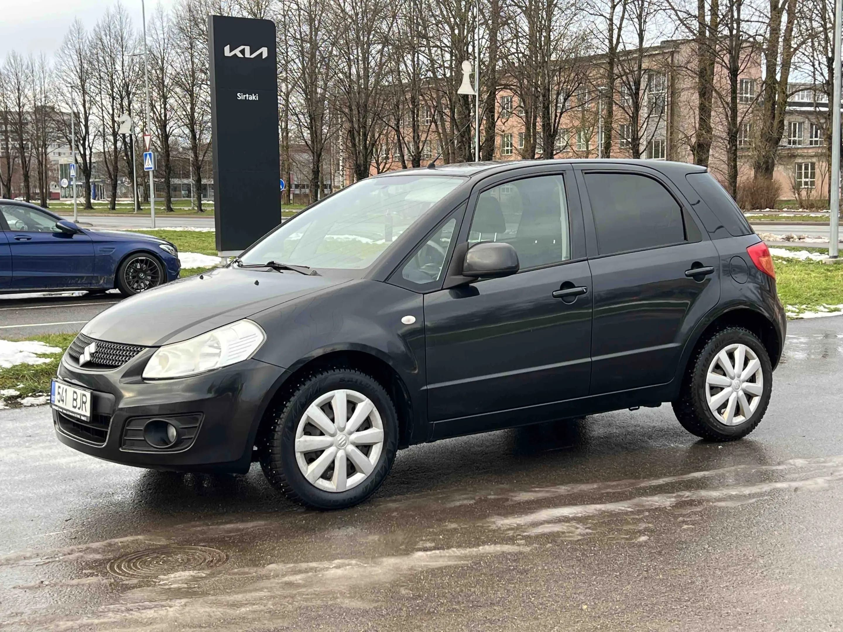 Suzuki SX4