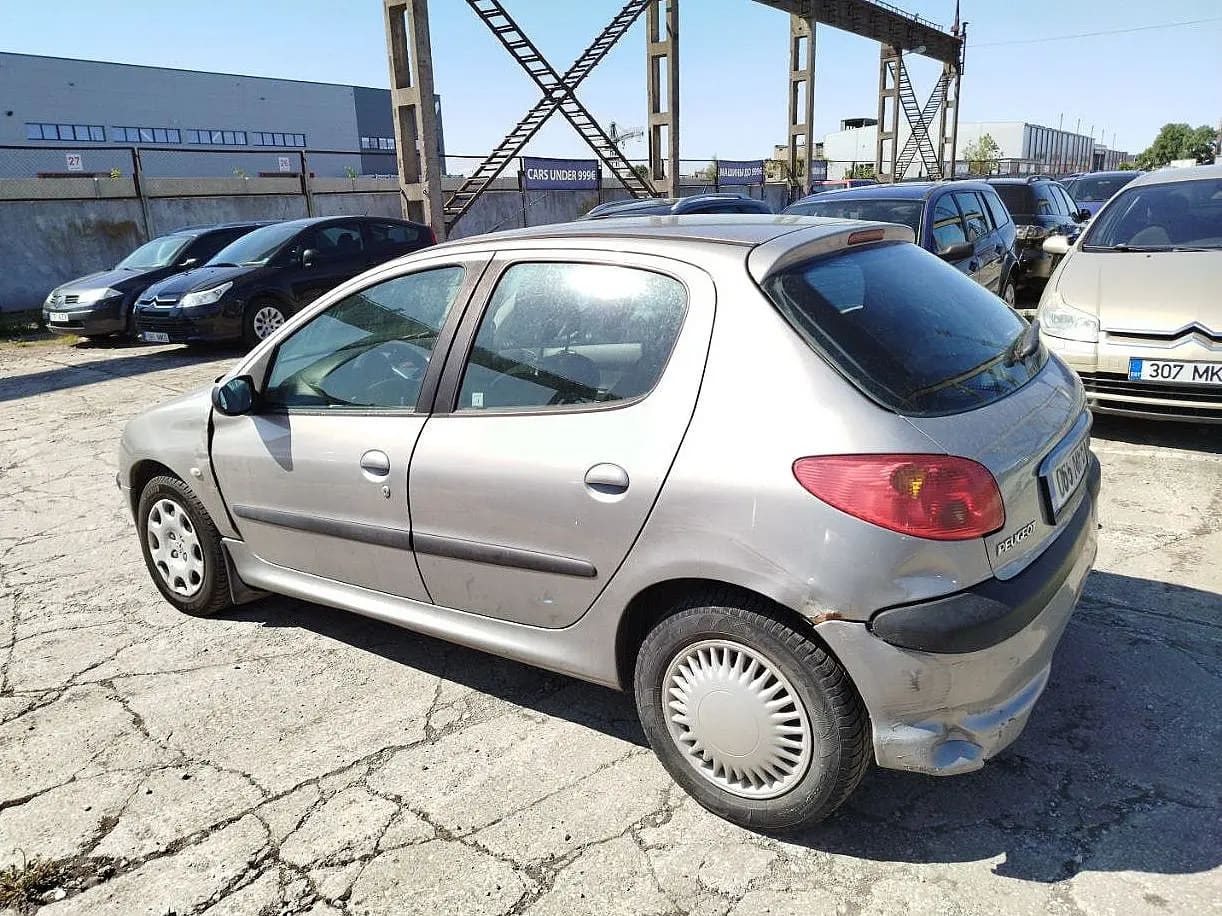 Peugeot 206