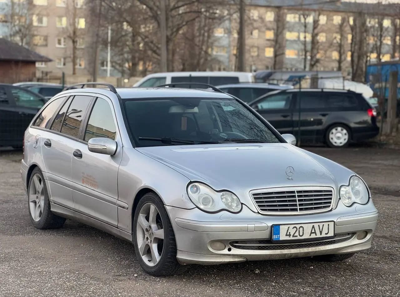 Mercedes-Benz C 220
