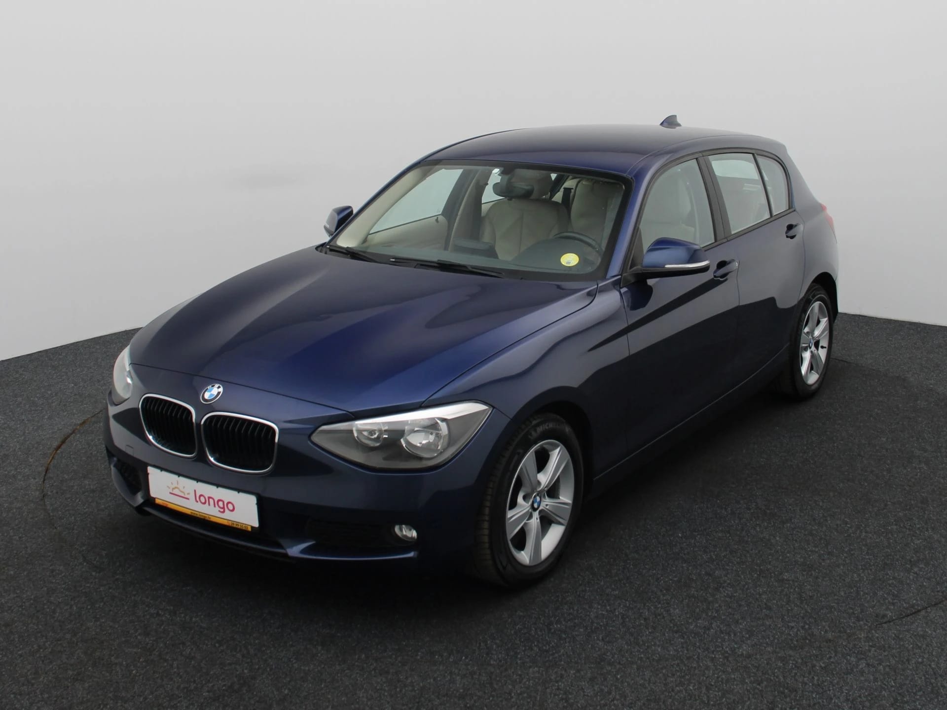 BMW 118