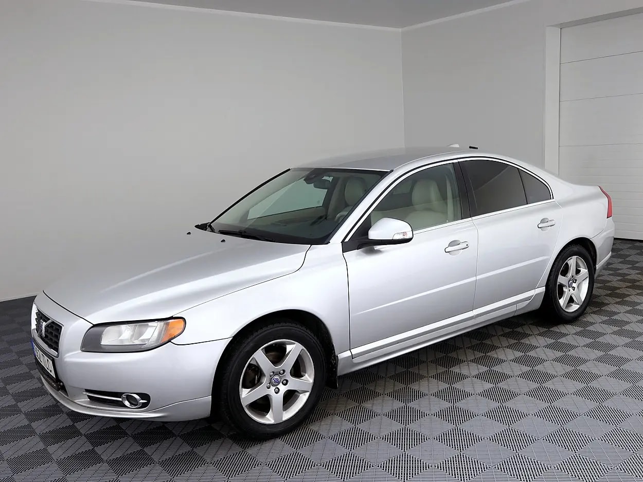 Volvo S80