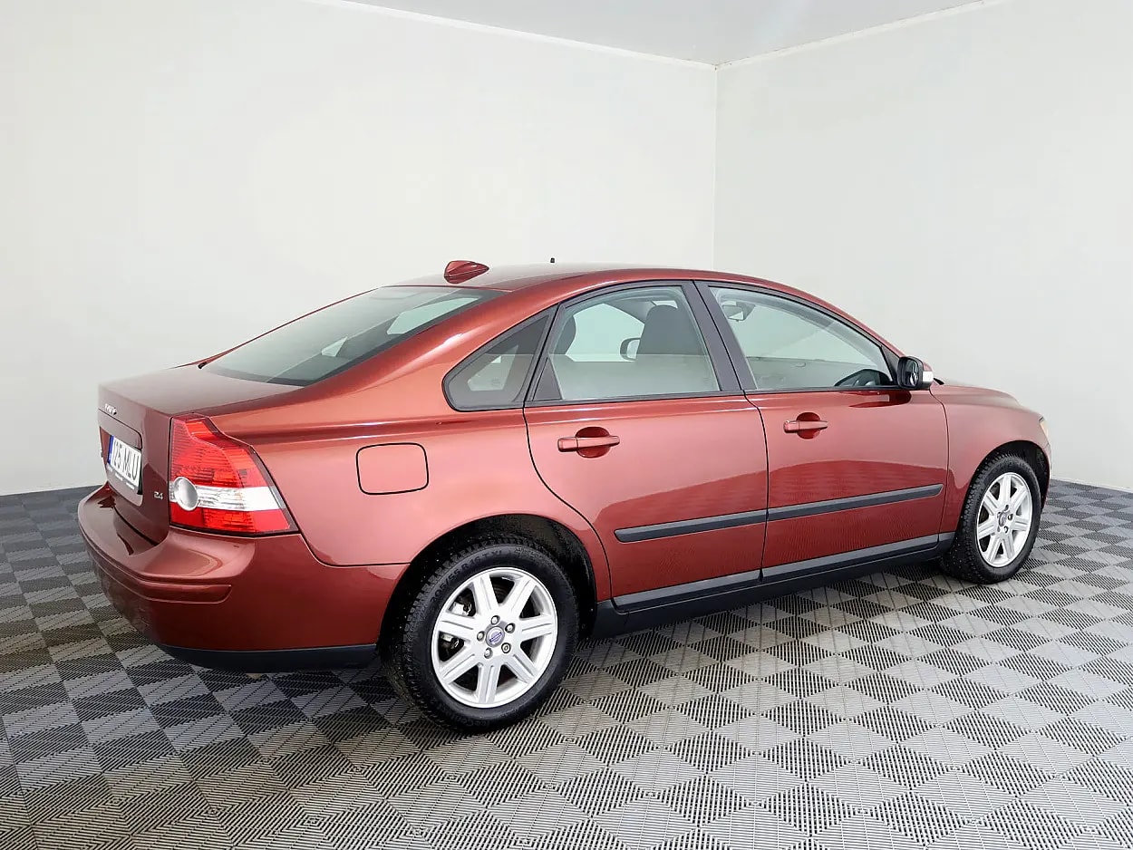 Volvo S40