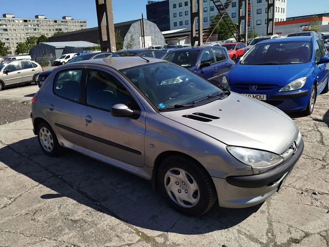Peugeot 206