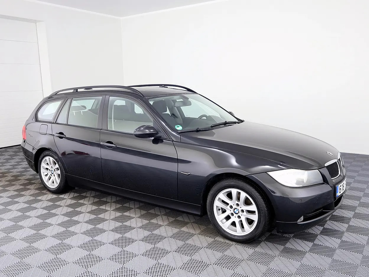 BMW 320