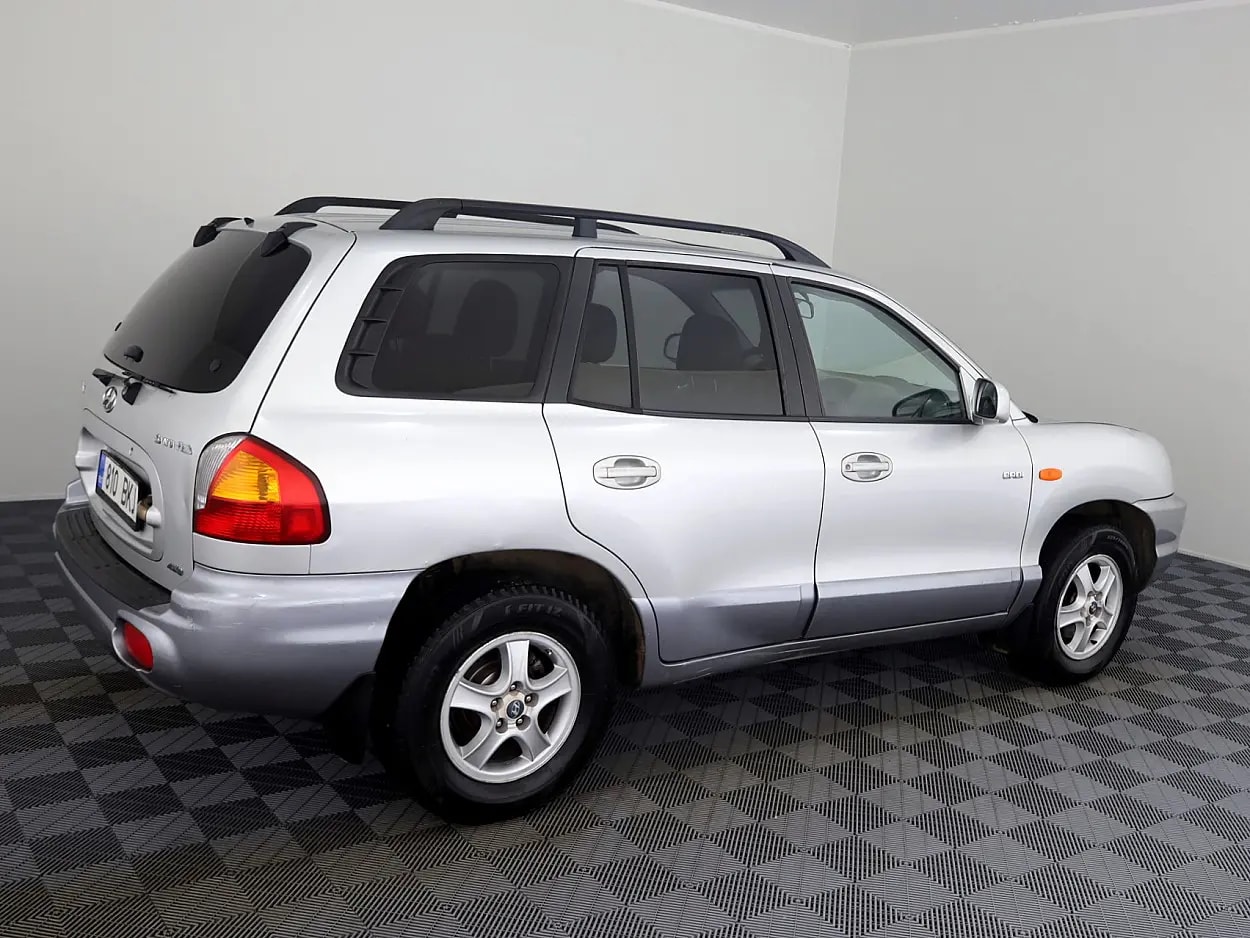 Hyundai SANTA FE