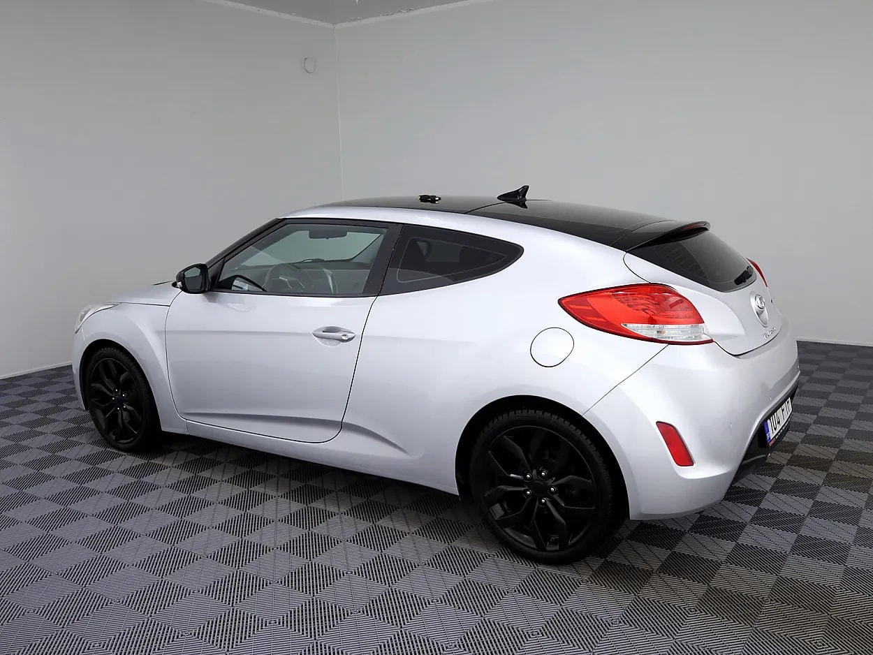Hyundai Veloster