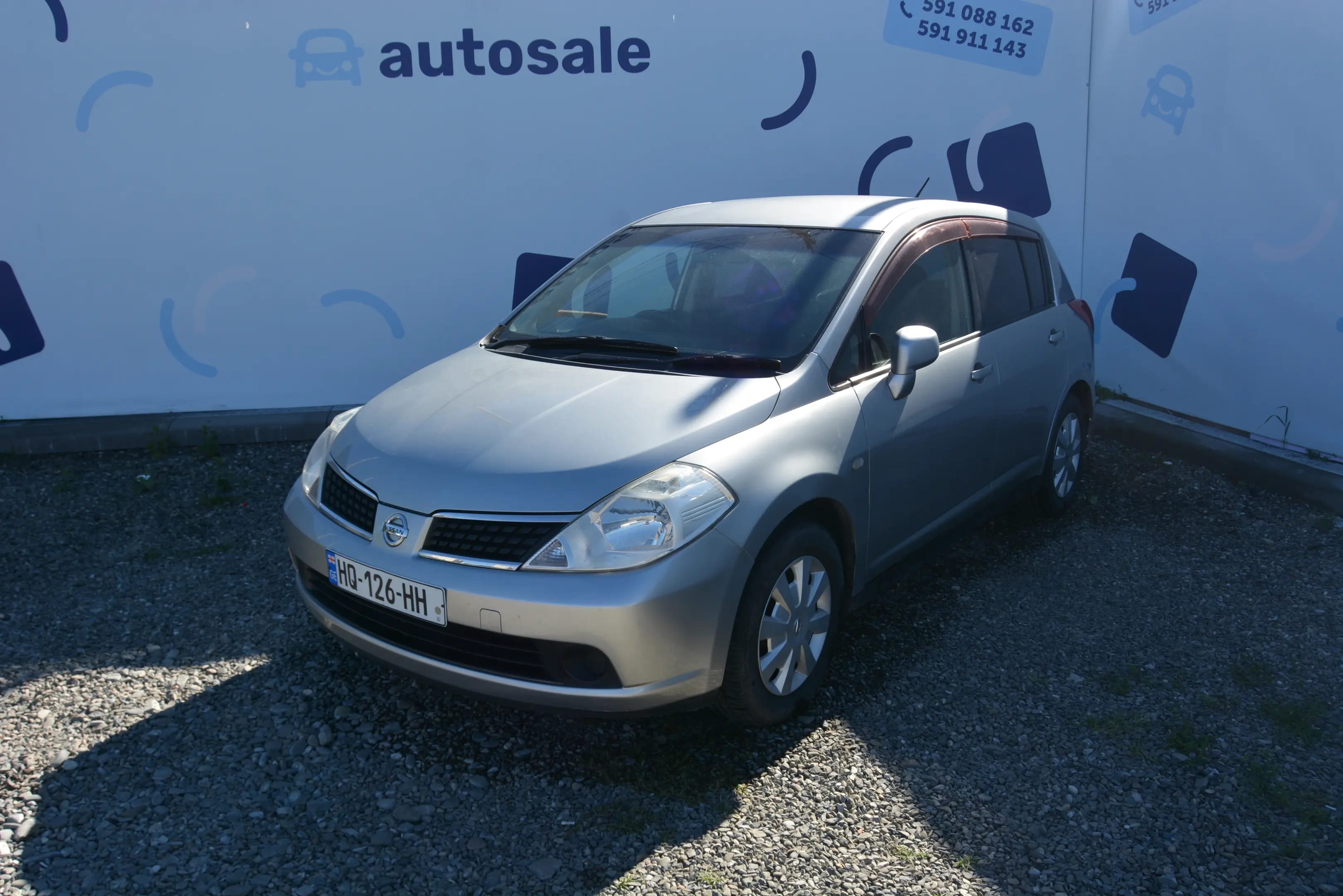 Nissan Tiida