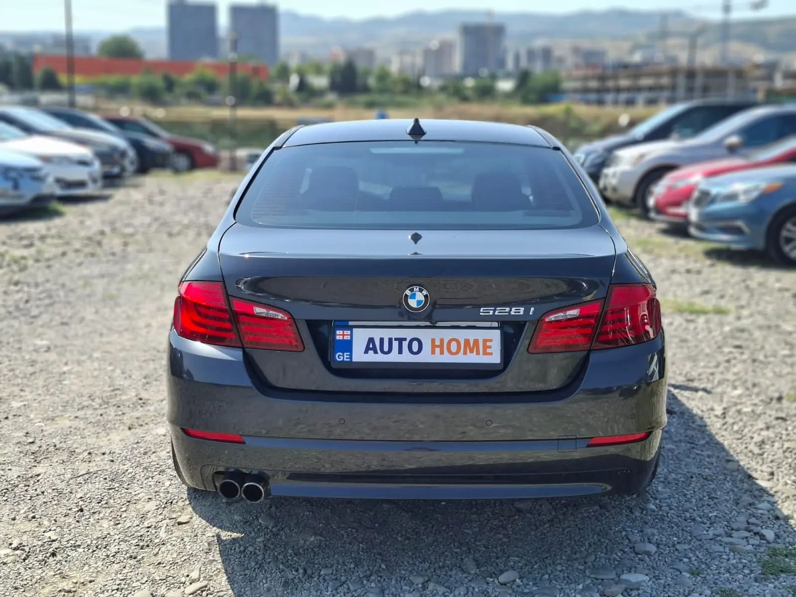 BMW 528
