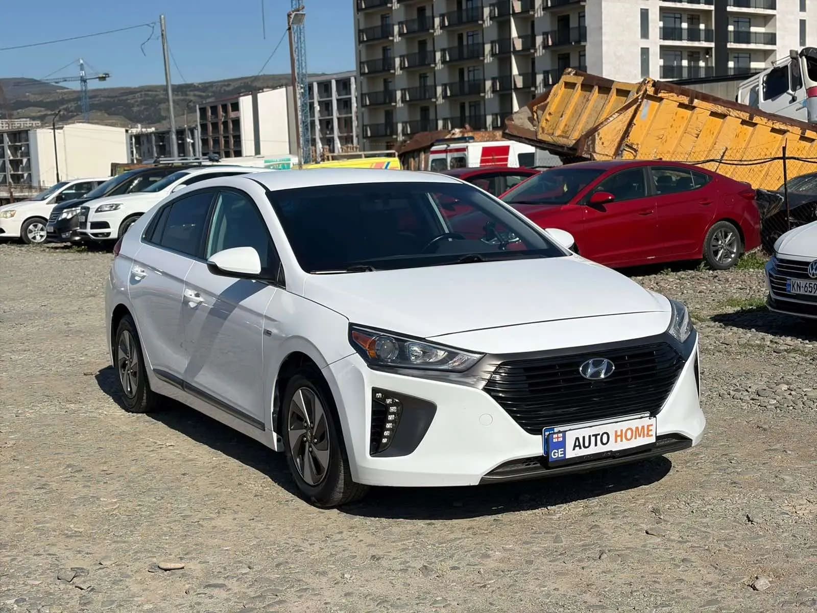 Hyundai IONIQ