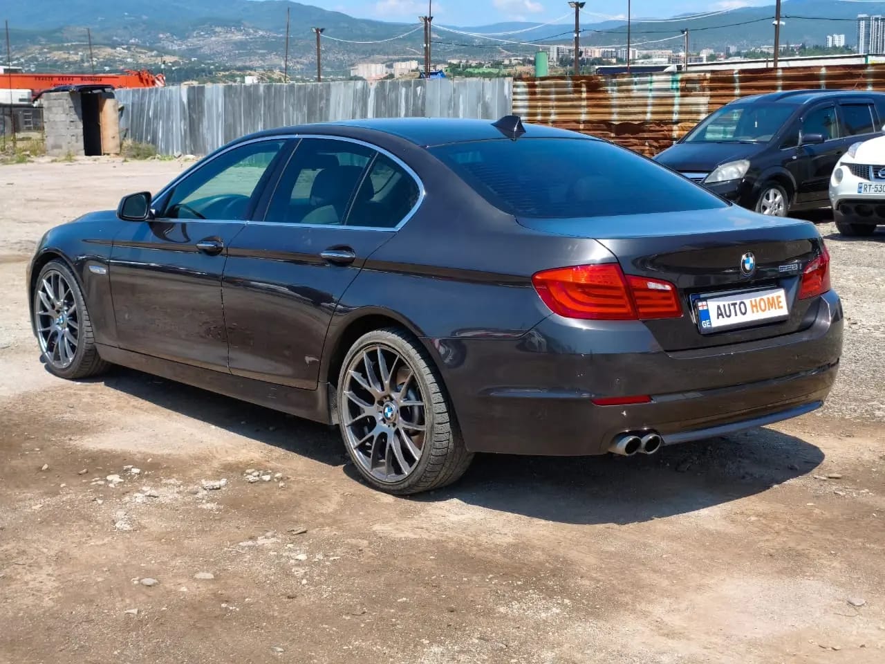 BMW 528