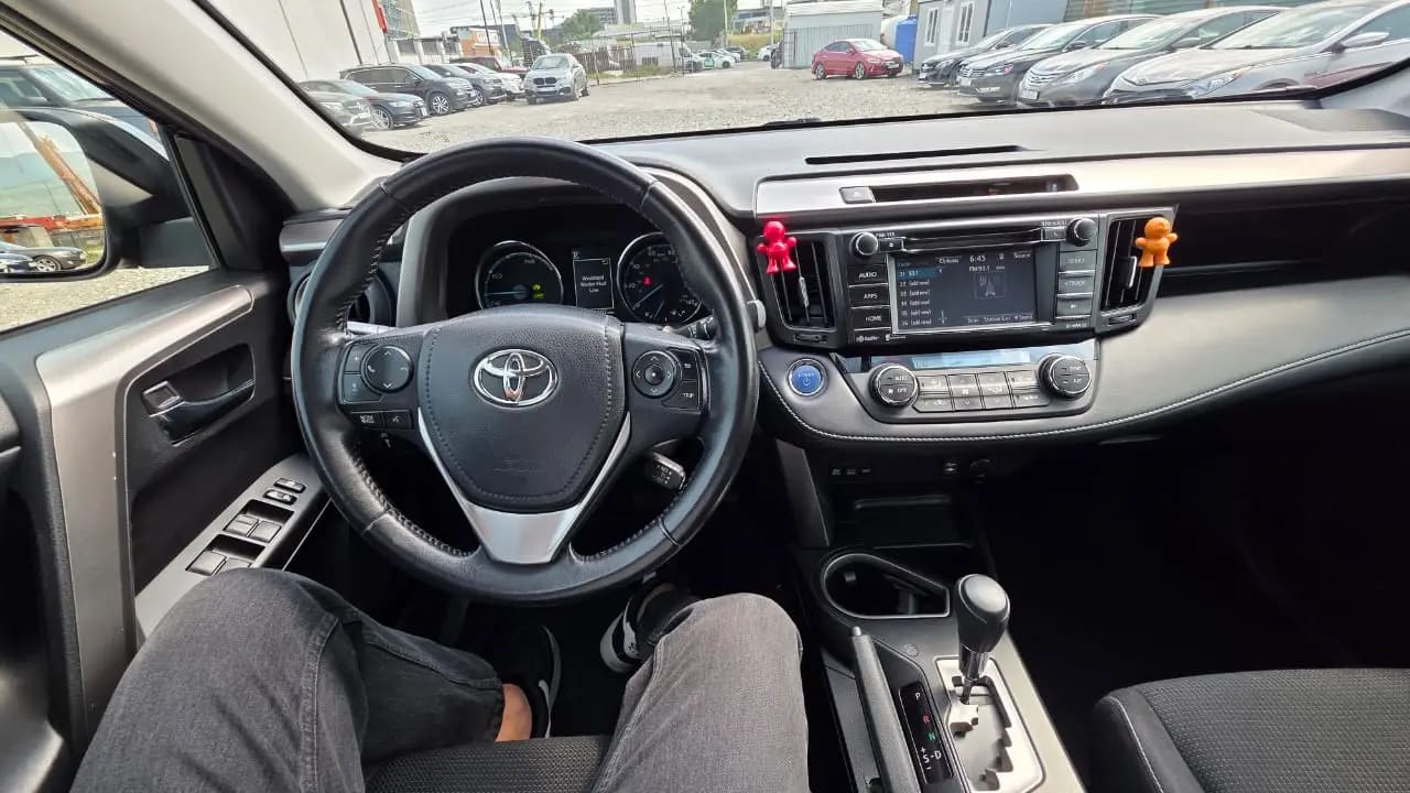 Toyota RAV 4