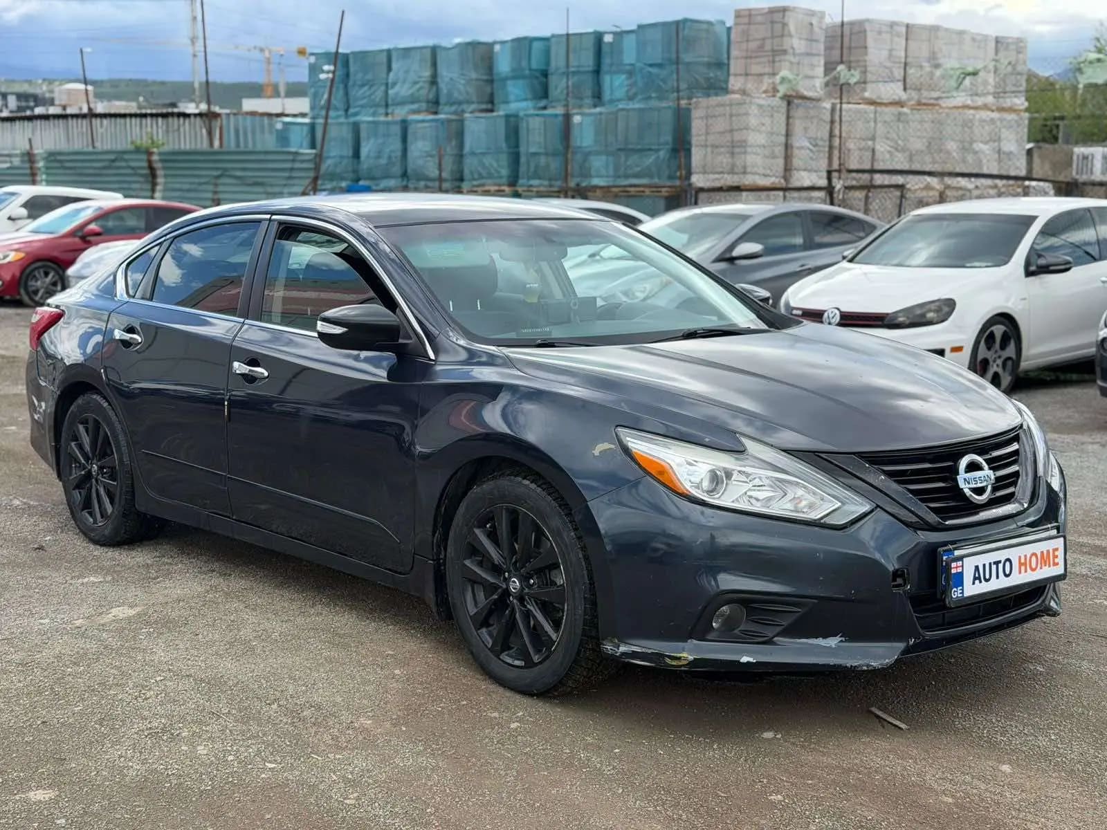 Nissan Altima