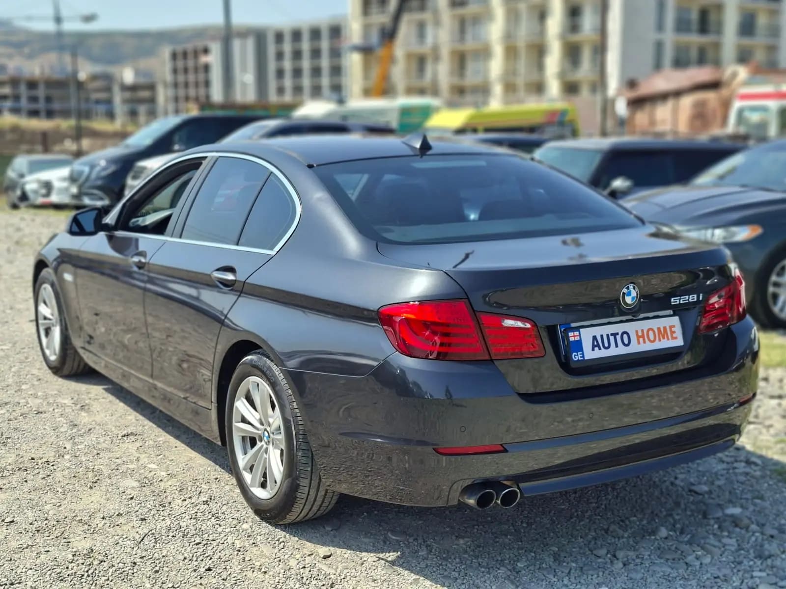 BMW 528