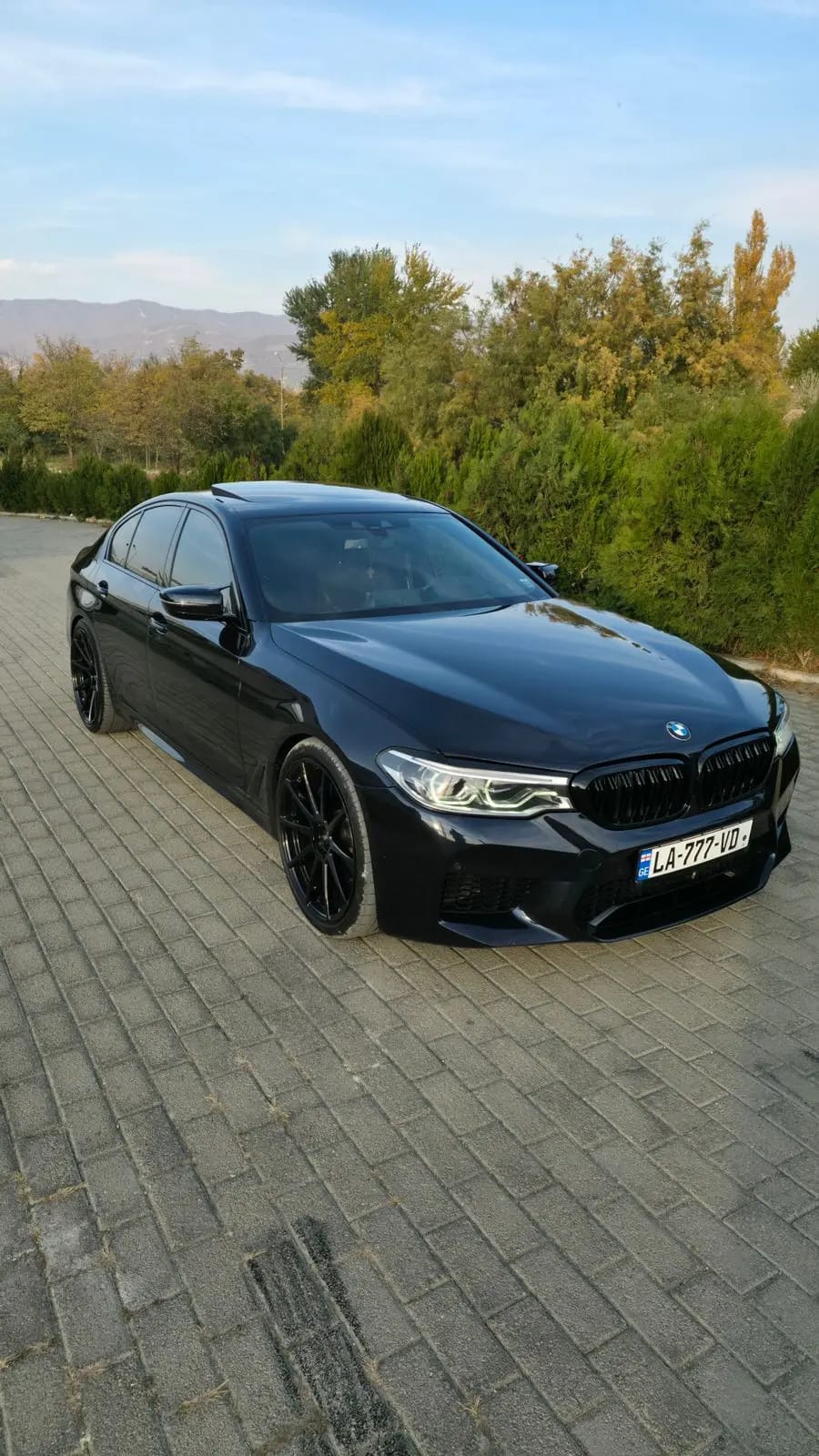 BMW M550