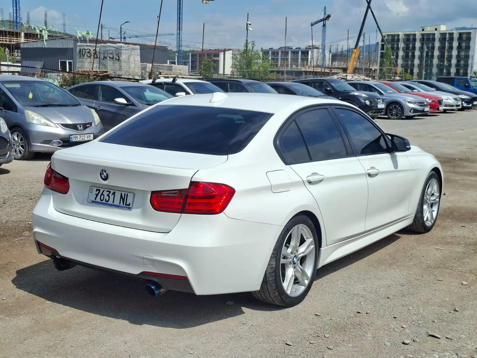 BMW 330
