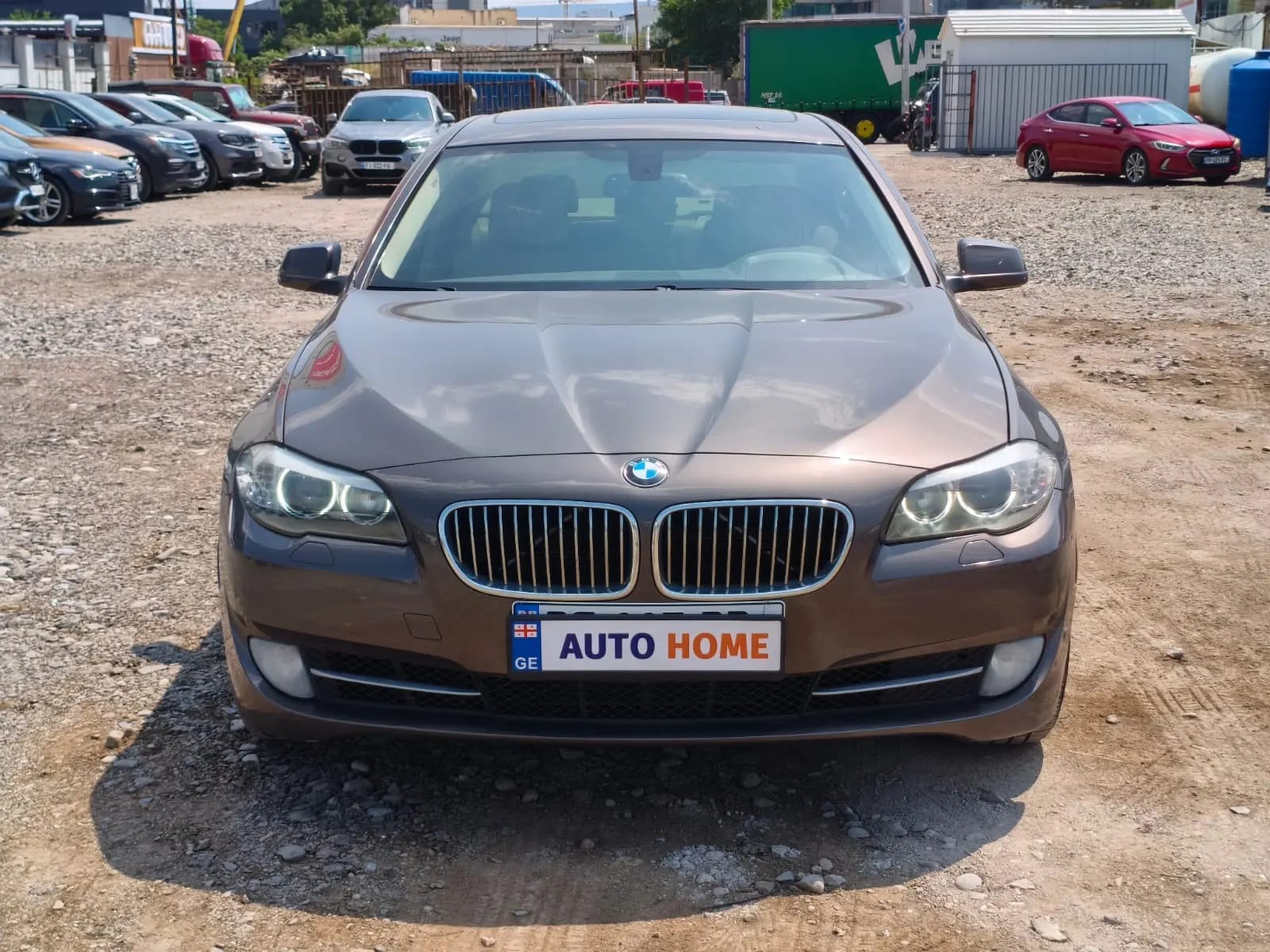 BMW 528