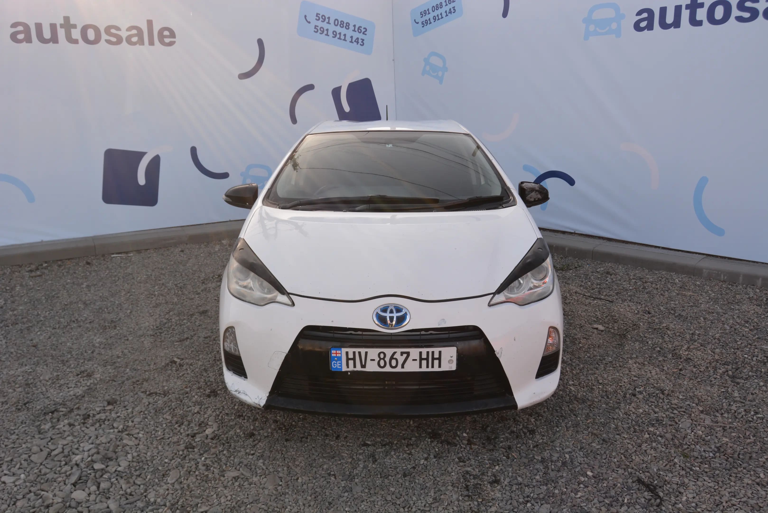 Toyota Aqua / Prius c