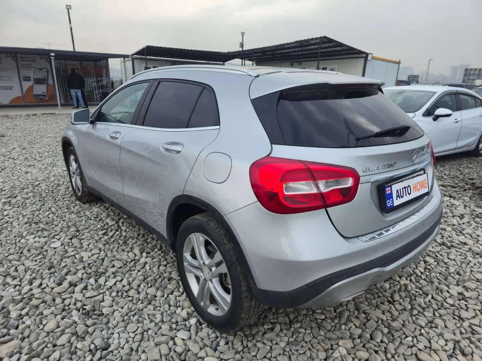 Mercedes-Benz GLA 250