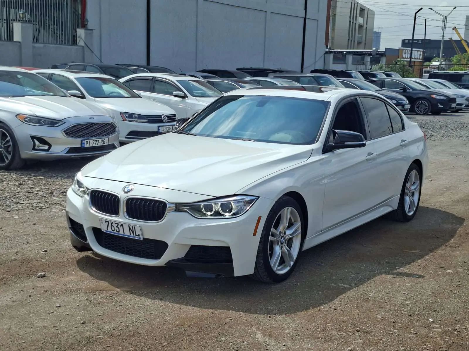 BMW 330
