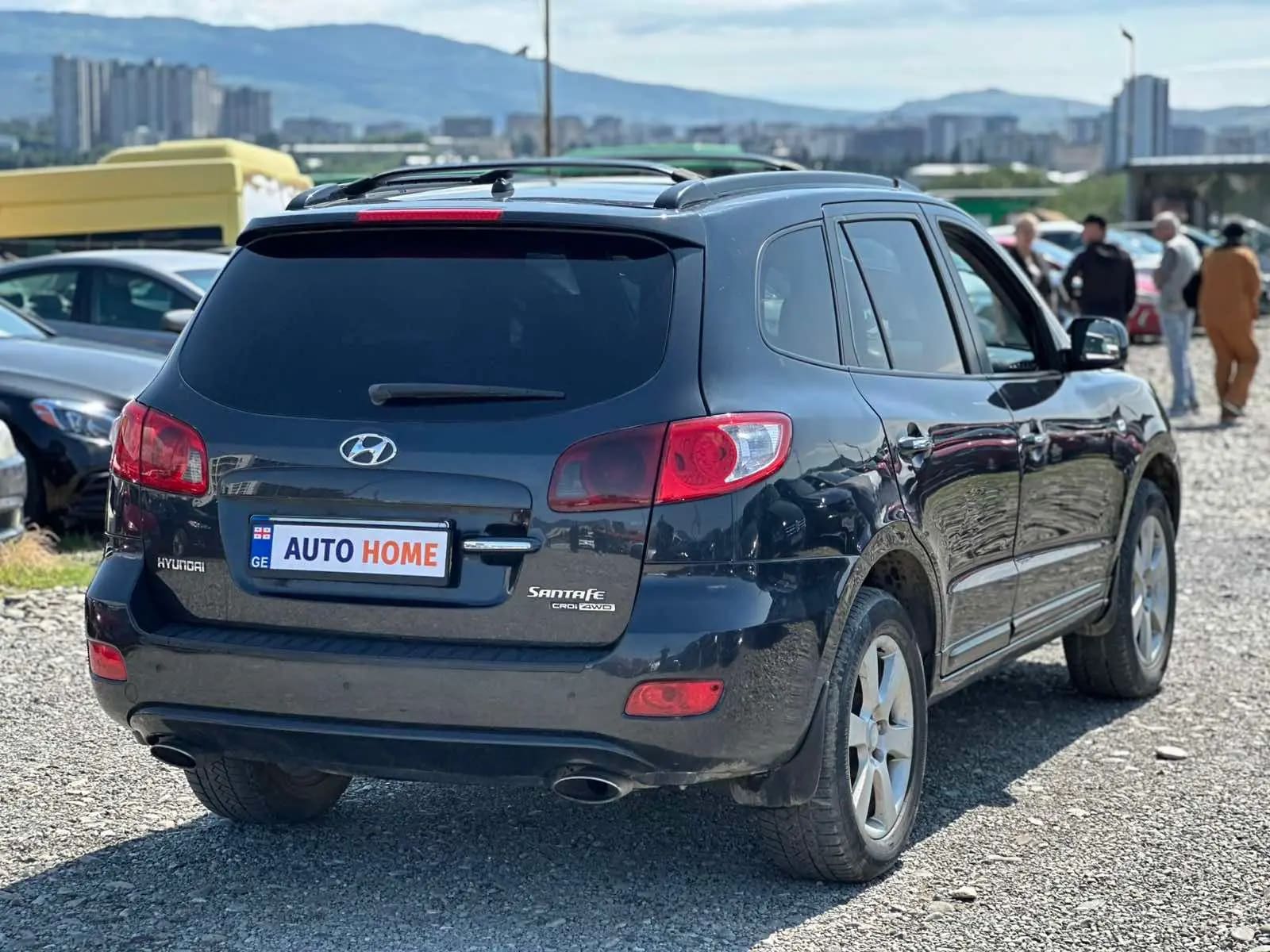 Hyundai SANTA FE