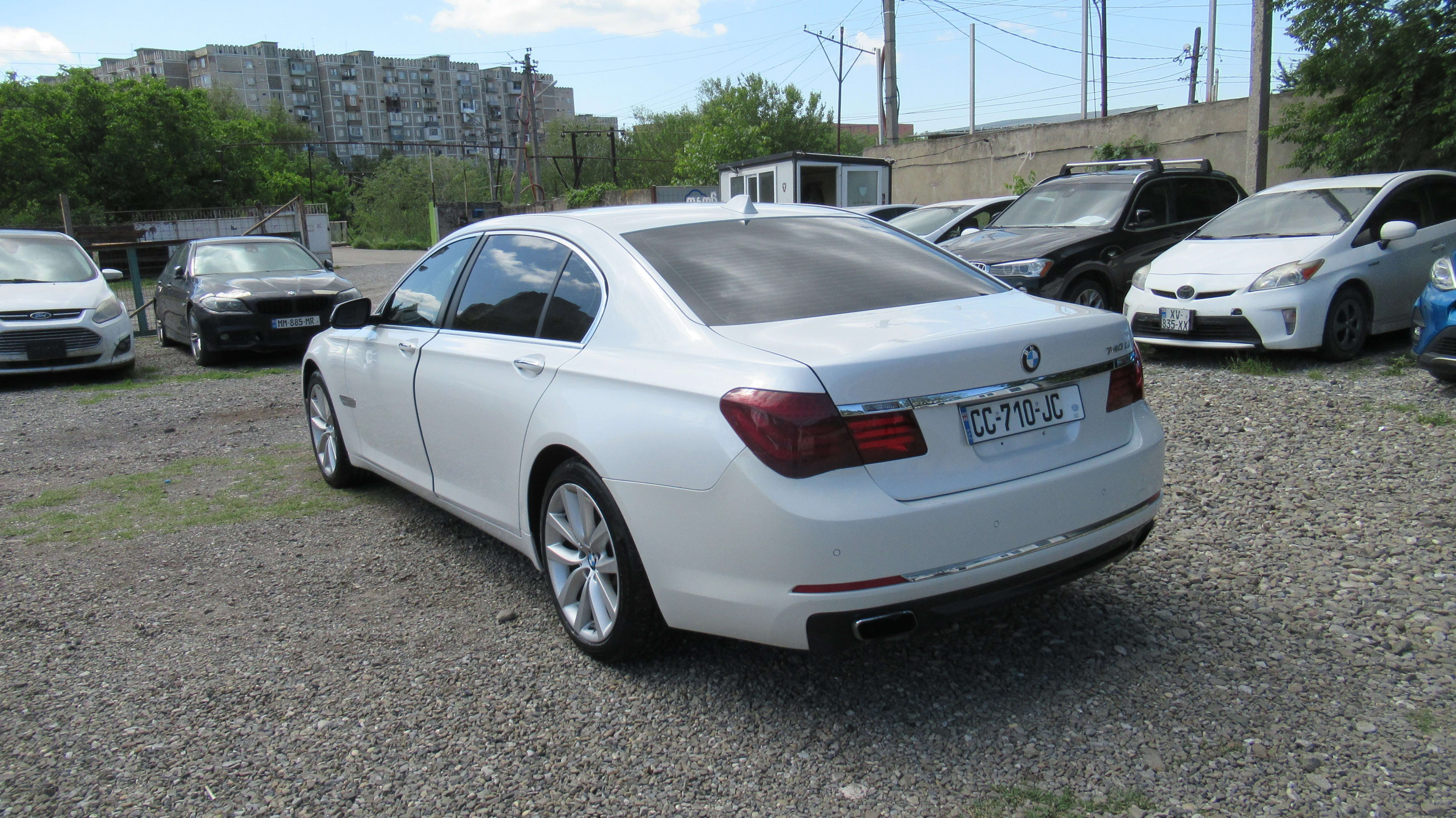 BMW 740