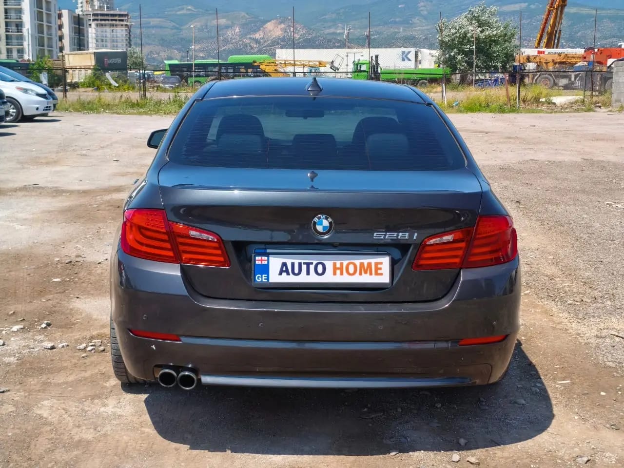 BMW 528