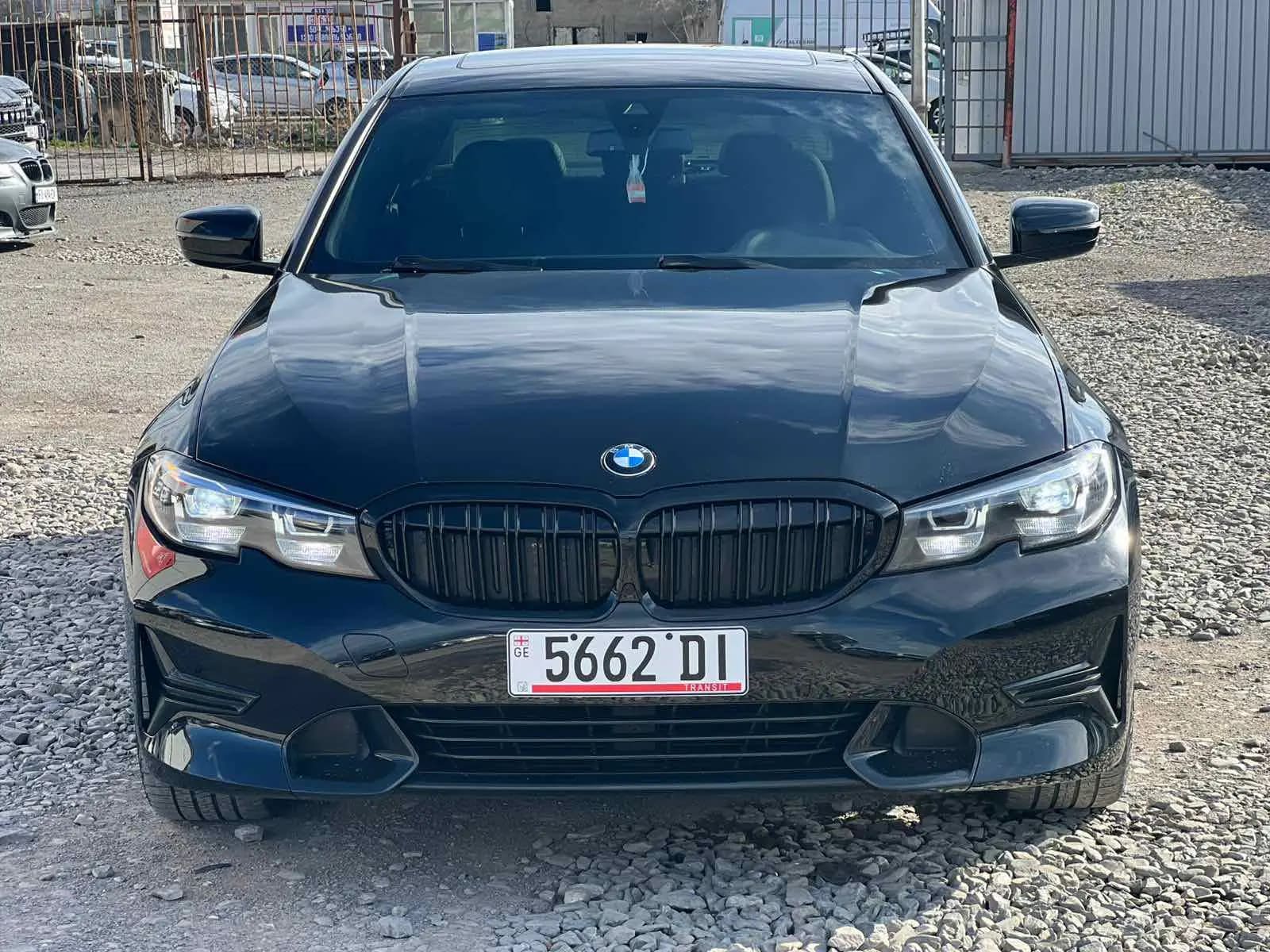BMW 330