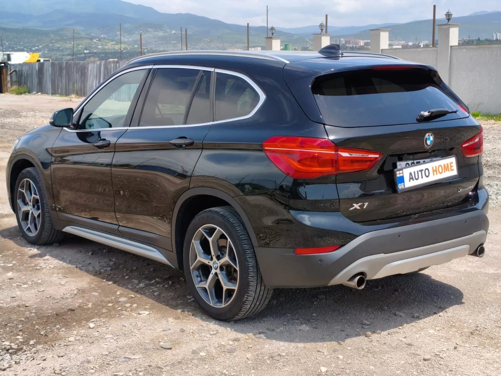 BMW X1