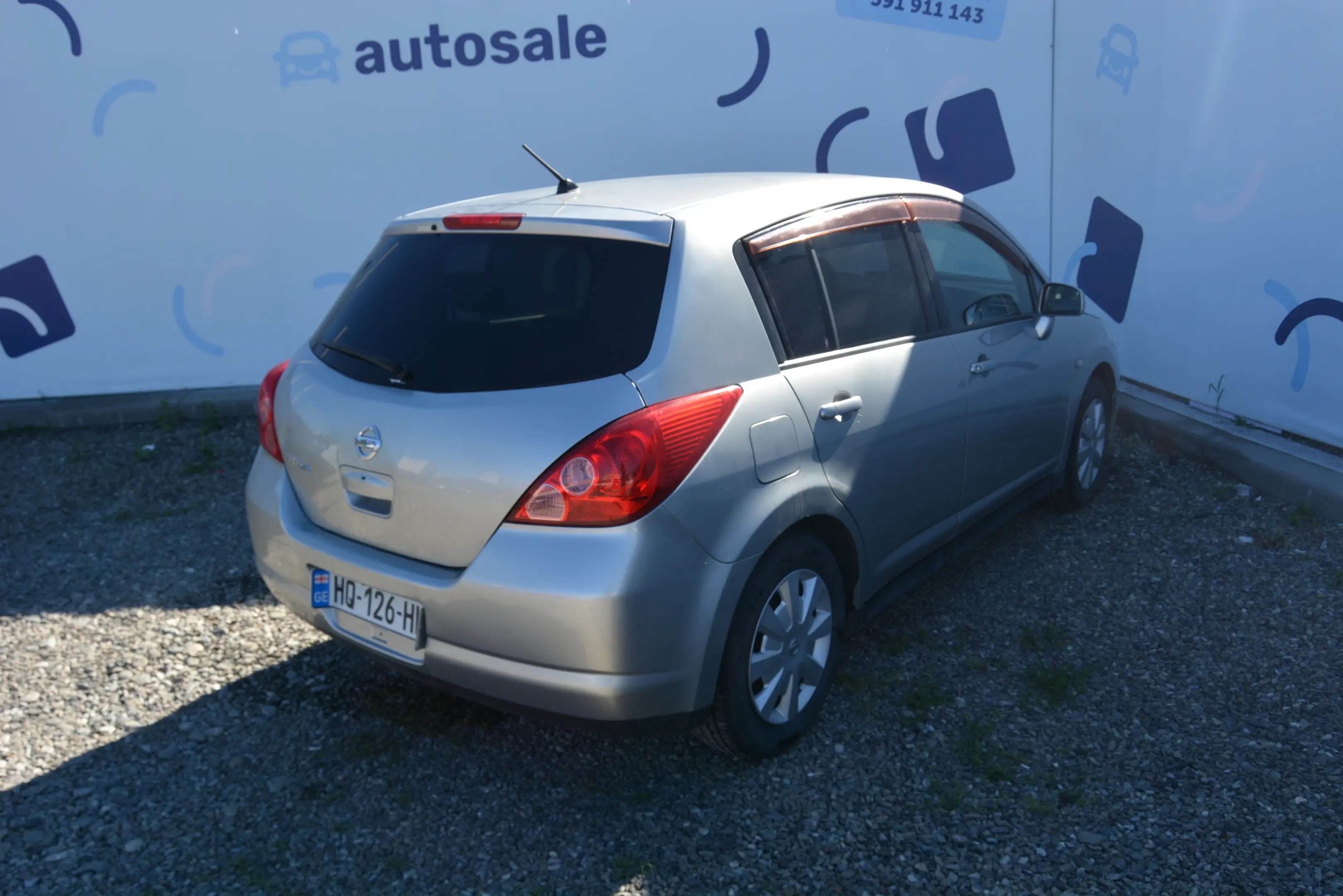 Nissan Tiida