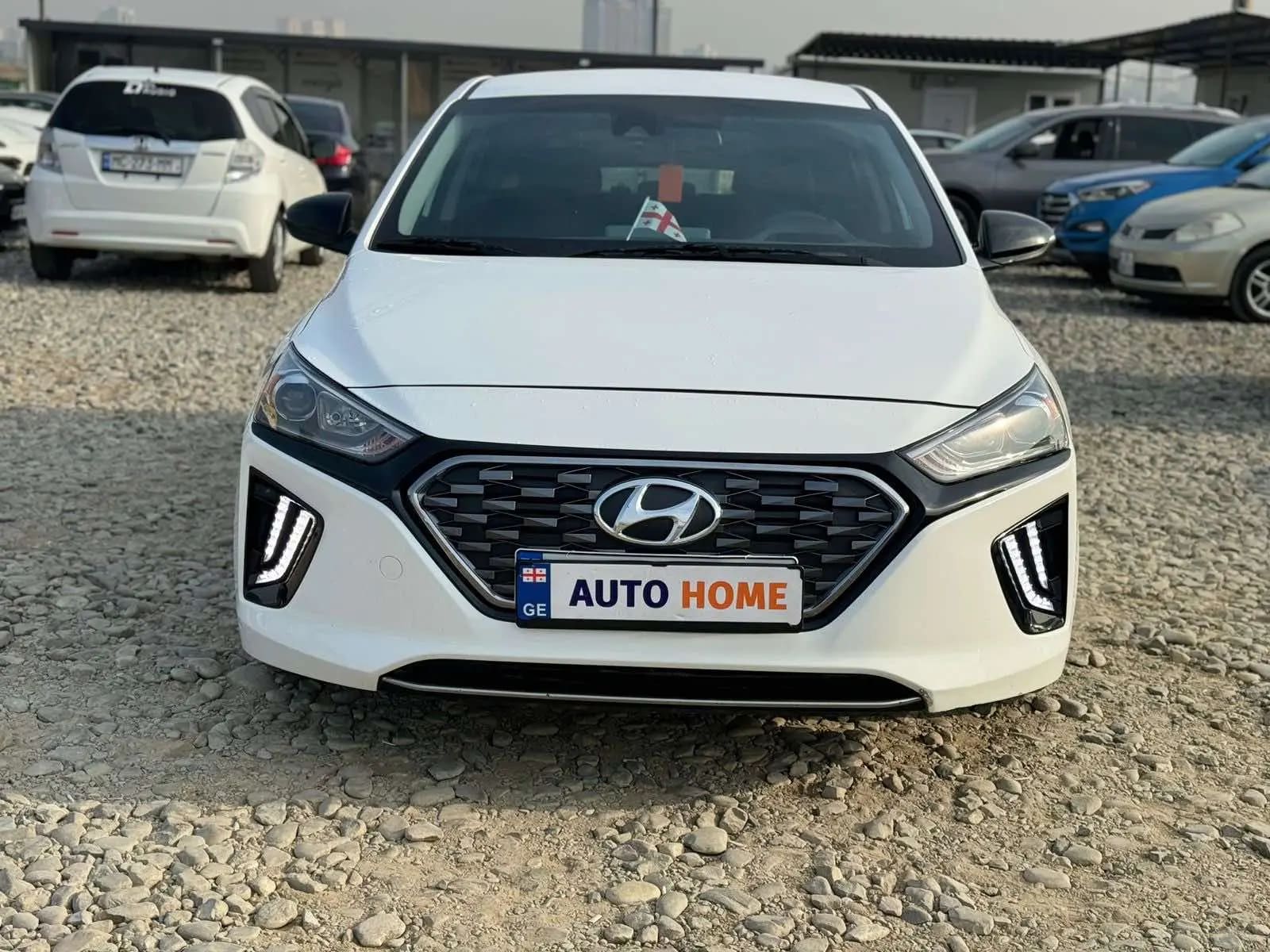 Hyundai IONIQ