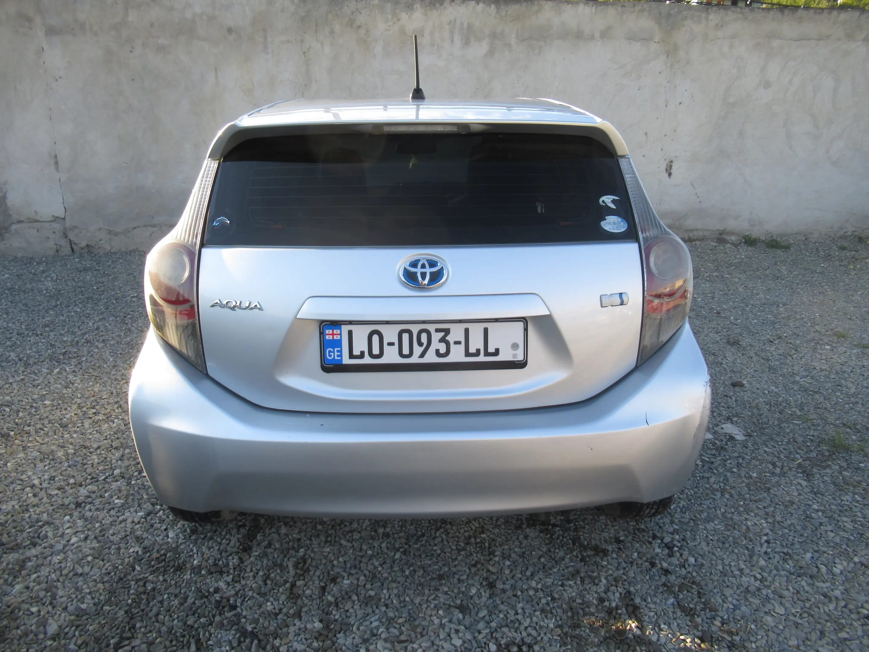 Toyota Aqua / Prius c