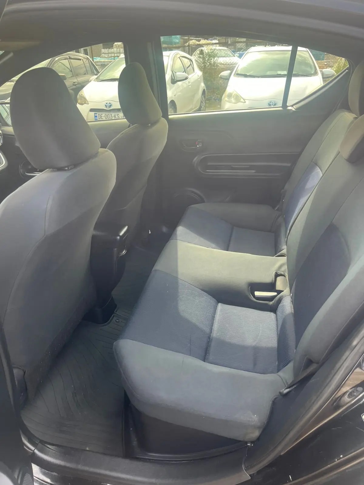 Toyota Aqua / Prius c