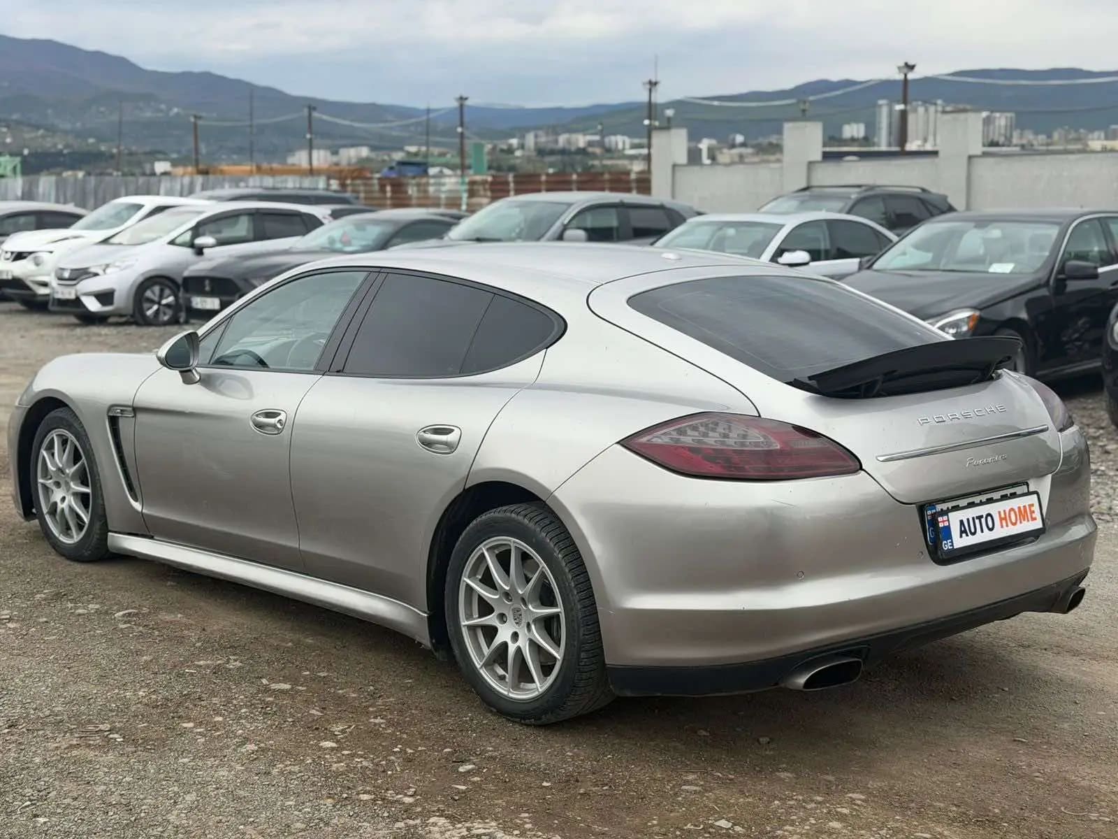 Porsche Panamera