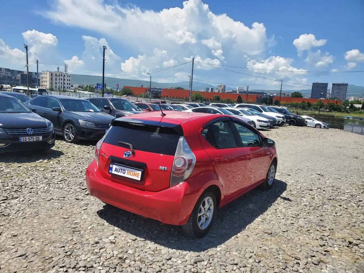 Toyota Aqua / Prius c