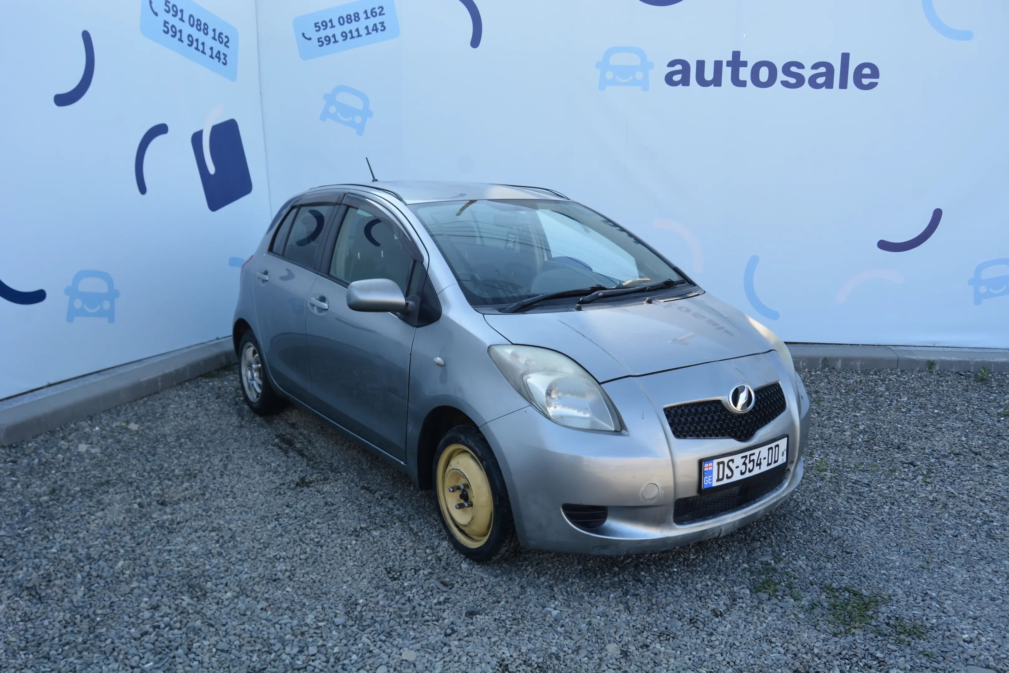 Toyota Vitz / Yaris