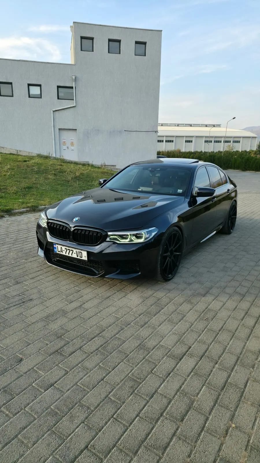 BMW M550