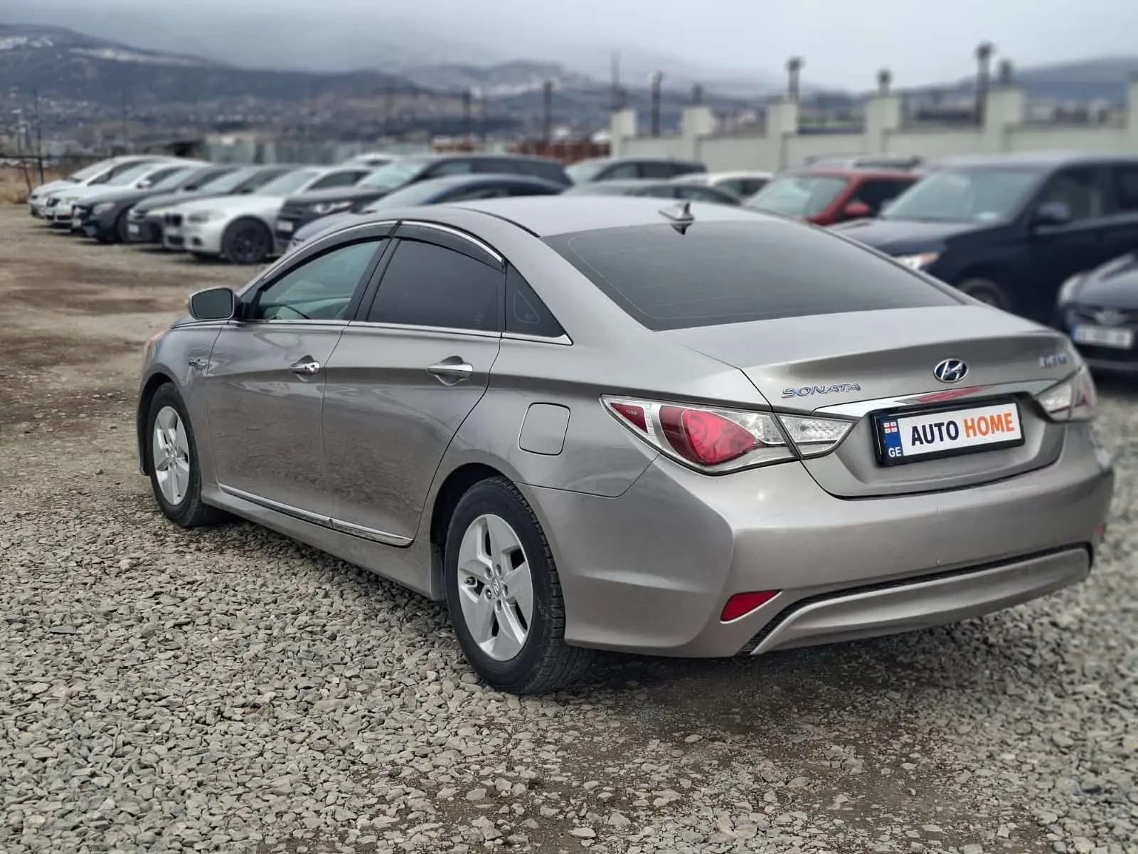 Hyundai SONATA