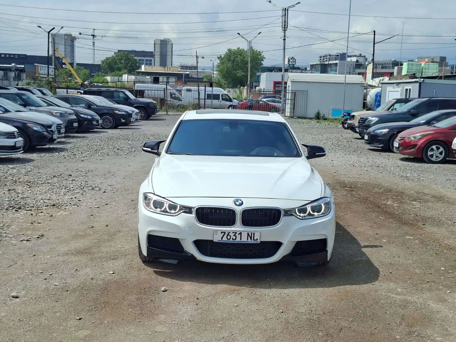 BMW 330