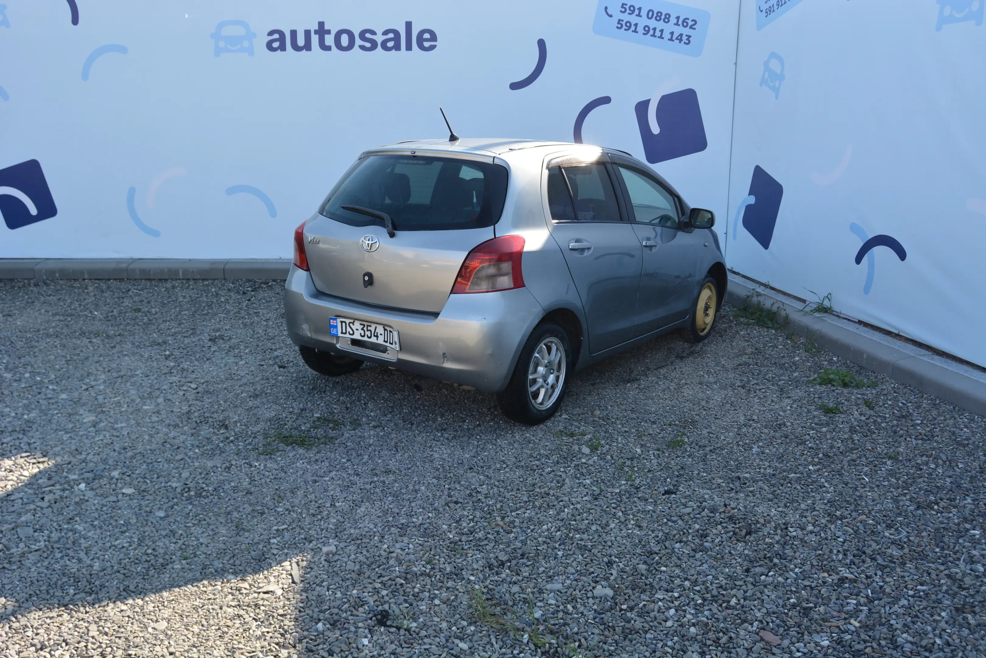 Toyota Vitz / Yaris