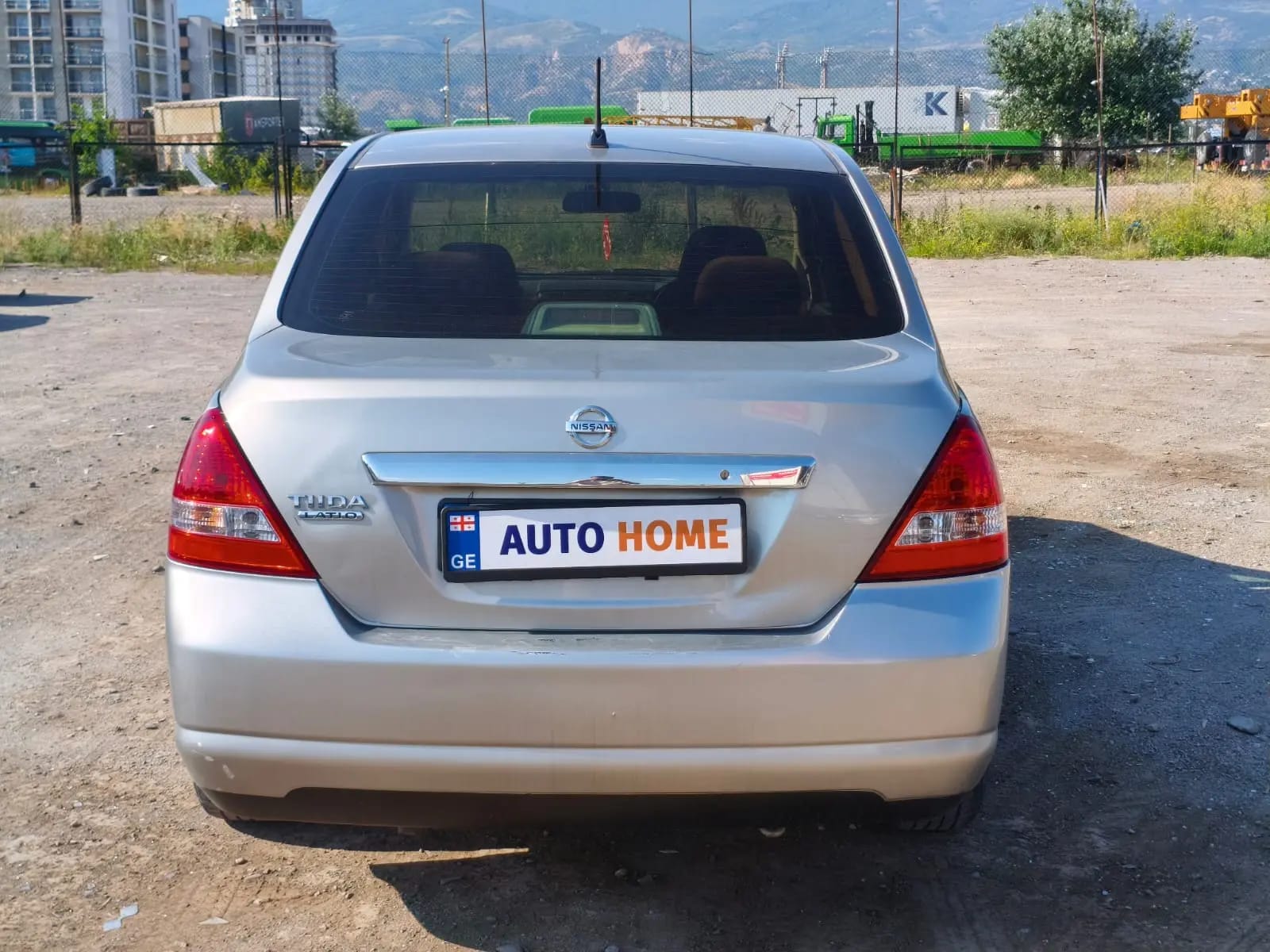Nissan Tiida