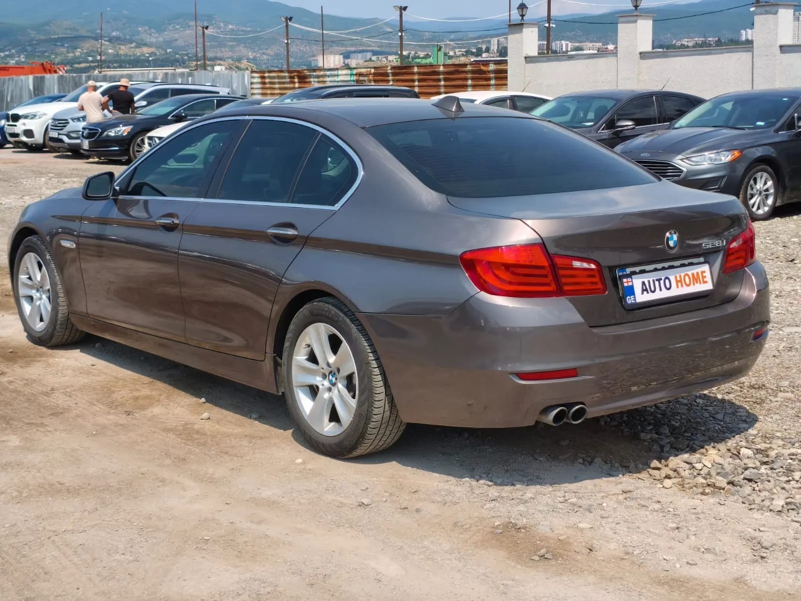 BMW 528