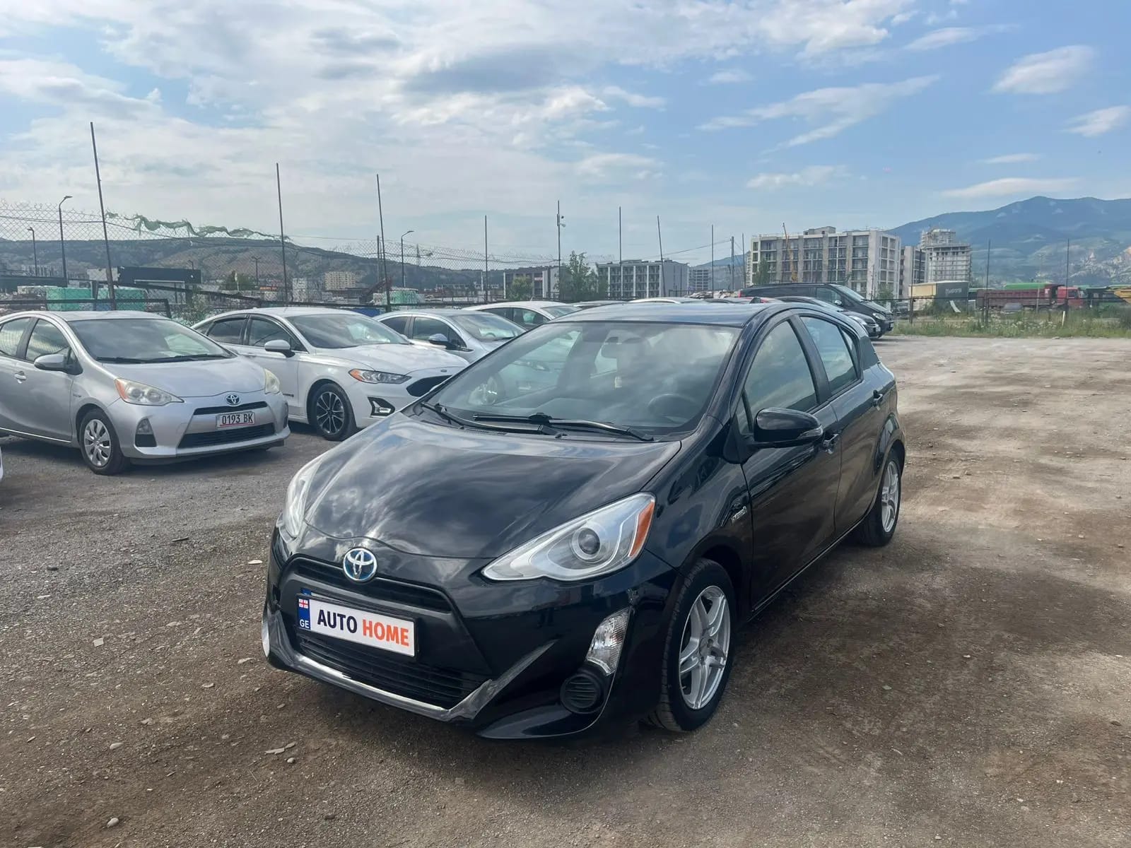 Toyota Aqua / Prius c
