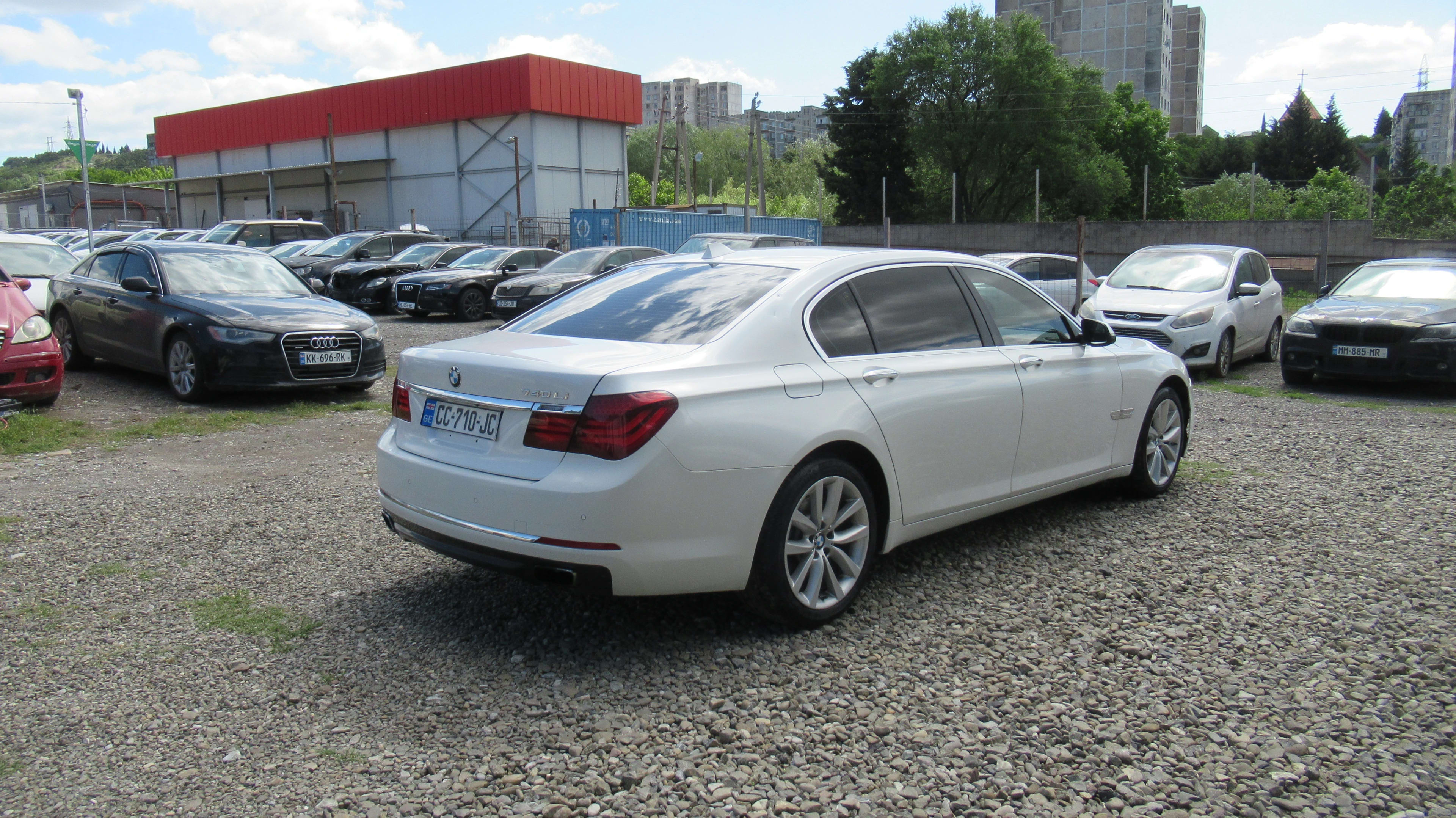 BMW 740