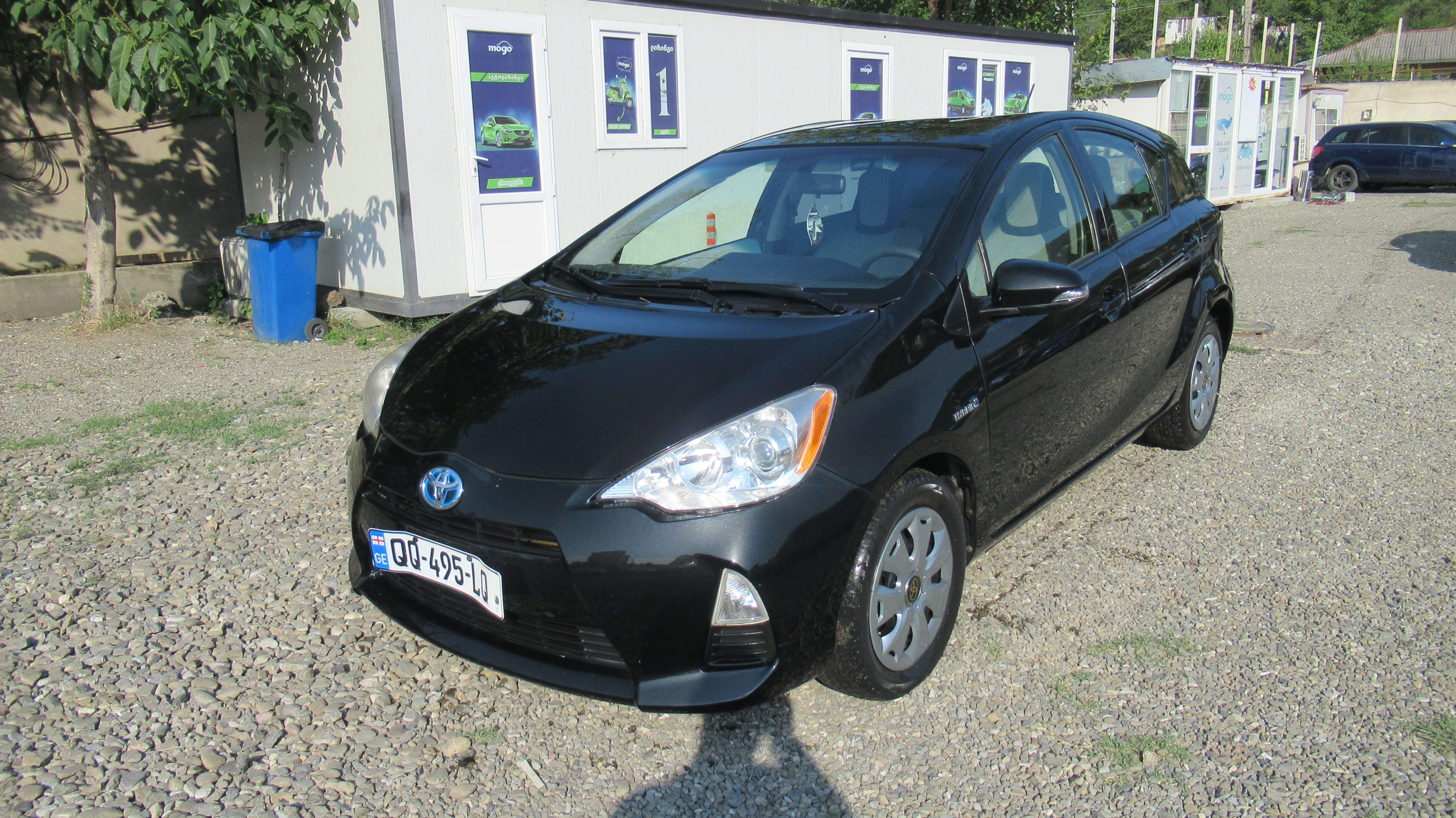 Toyota Aqua / Prius c